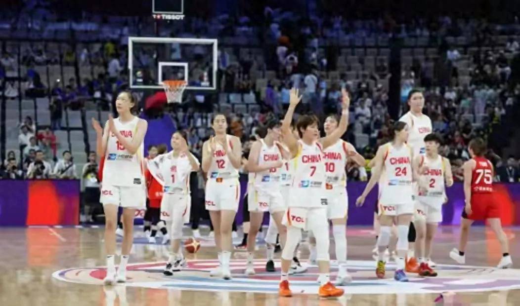 包含战术调整引发热议!,穆古鲁扎在塞尔维亚队比赛中大比分获胜引发球迷热议的词条-爱游戏客户端下载