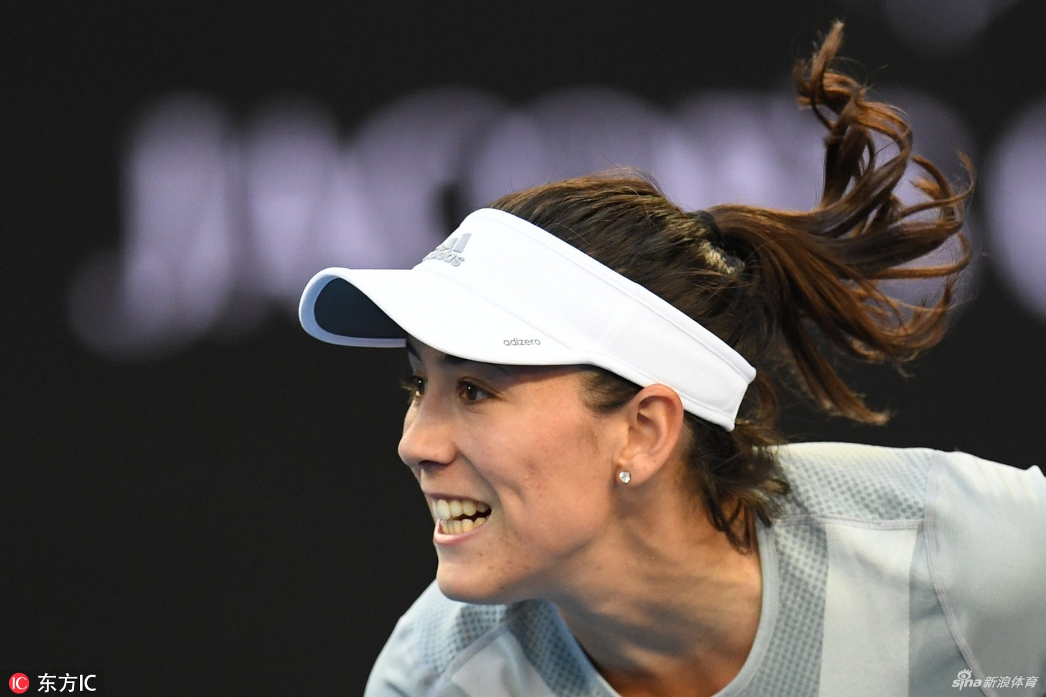 MAD带队取胜！，穆古鲁扎重要时刻刷新纪录观众掌声雷动的简单介绍-爱游戏